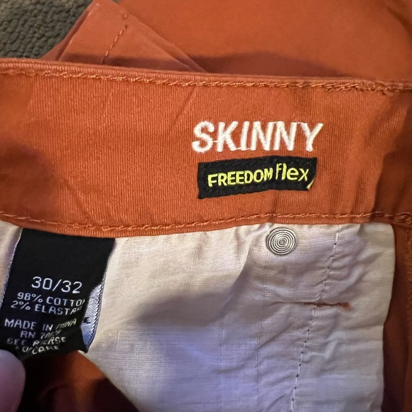 Freedom Flex Skinny Rust- 30X32 - Picture 7 of 7